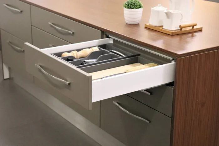 pro-motion-drawer-system-90-s3-1-1000x1000